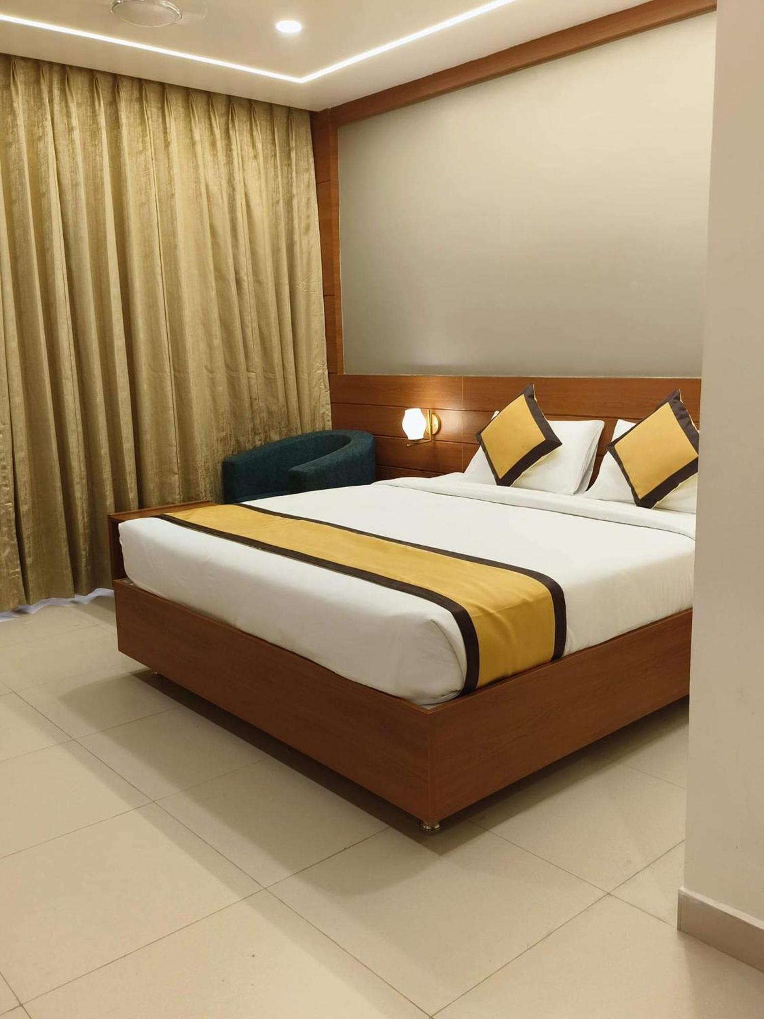 Rs Regal Inn-Deoghar Zewnętrze zdjęcie